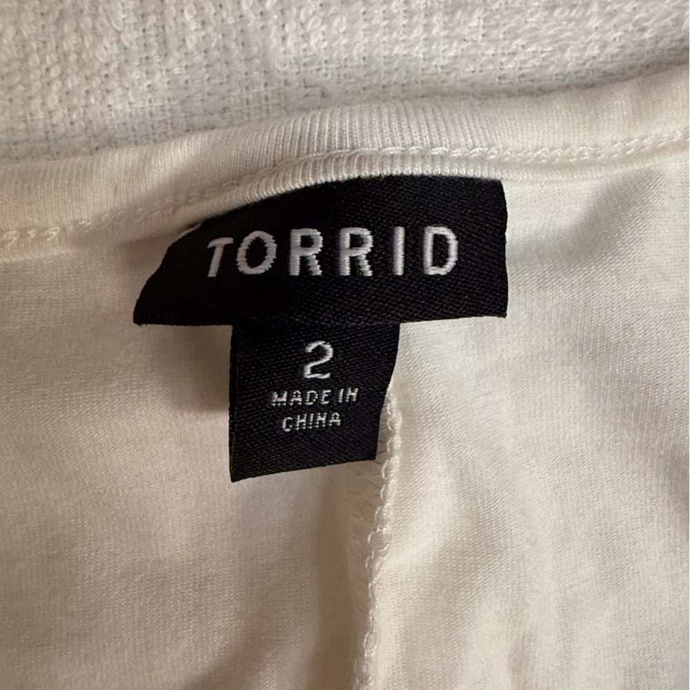 Torrid white - Picture 4 of 6